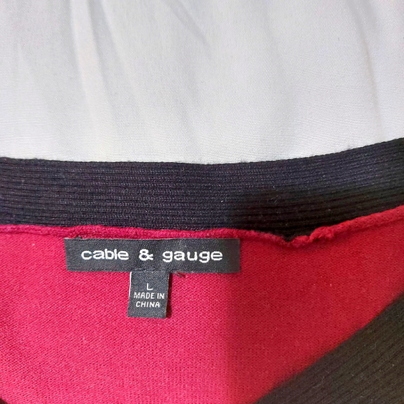 Sweater - Picture 1 of 5